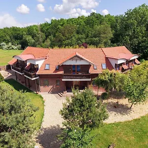 Pensjonat Owlcastle-bagolyvar, Hajdúszoboszló